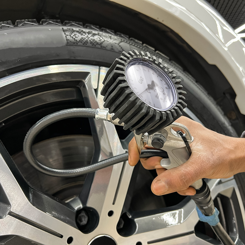 PGC0700201_530419_Reifenfuellgeraet_analog_mit_Patentstecker_(A1)